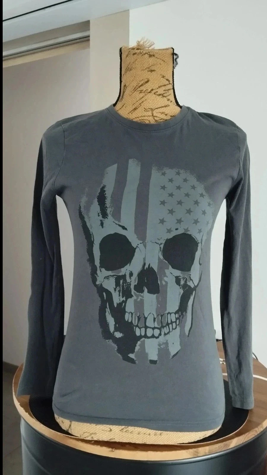 Camiseta calavera gris talla 12 años – photo 2
